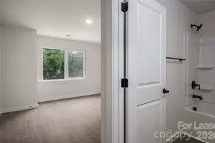 991 C Ave, Hickory, NC 28602 - Photo 6