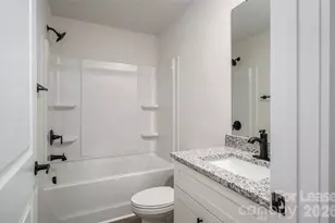 991 C Ave, Hickory, NC 28602 - Photo 8