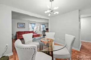 8078 Knights Bridge Rd, Charlotte, NC 28210 - Photo 10