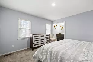 8078 Knights Bridge Rd, Charlotte, NC 28210 - Photo 18