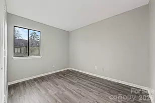 6134 Bent Tree Ct, Charlotte, NC 28212 - Photo 12