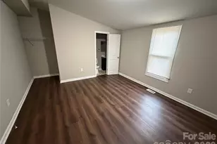 2037 S Pine Dr, Gastonia, NC 28054 - Photo 4