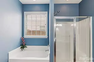 1 Breyerton Ct, Asheville, NC 28804 - Photo 22