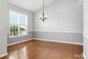 1 Breyerton Ct, Asheville, NC 28804 - Photo 6