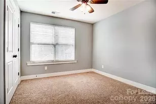 3841 Willow Green Pl, Charlotte, NC 28206 - Photo 18