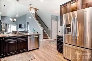 3841 Willow Green Pl, Charlotte, NC 28206 - Photo 4