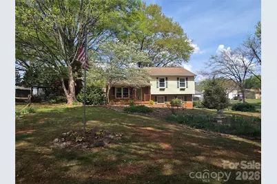 4709 Oakwood Circle, Gastonia, NC 28056 - Photo 2