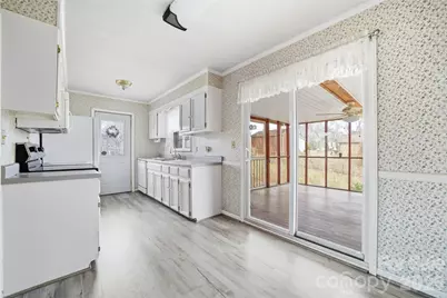 4709 Oakwood Circle, Gastonia, NC 28056 - Photo 10