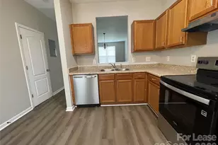 3129 Nevin Pl Dr, Charlotte, NC 28269 - Photo 10