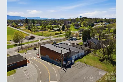 106 Linville Street, Morganton, NC 28655 - Photo 6