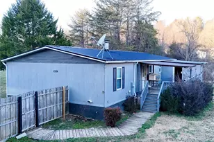 5425 Old Creek Rd, Morganton, NC 28655 - Photo 18