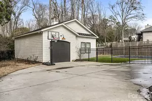 313 Wonderwood Dr, Charlotte, NC 28211 - Photo 42