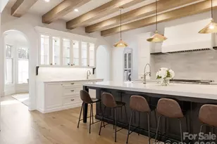 313 Wonderwood Dr, Charlotte, NC 28211 - Photo 10