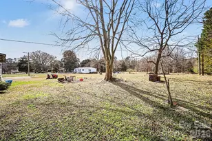 5191 Fewell Rd, Clover, SC 29710 - Photo 4