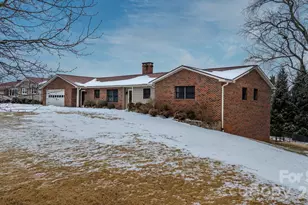 1621 Dakota Dr, Hudson, NC 28638 - Photo 1