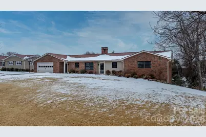 1621 Dakota Drive, Hudson, NC 28638 - Photo 2