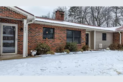 1621 Dakota Drive, Hudson, NC 28638 - Photo 4