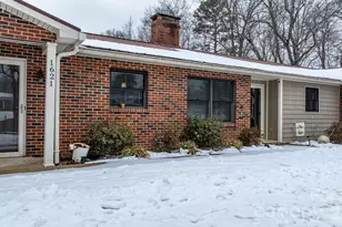 1621 Dakota Dr, Hudson, NC 28638 - Photo 4