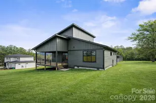 6 Scott Mdws Dr, Asheville, NC 28806 - Photo 4