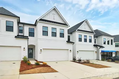 6029 Mariemont Circle, Charlotte, NC 28226 - Photo 2