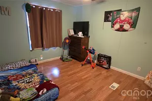 85 Vance Ave, Black Mountain, NC 28711 - Photo 22