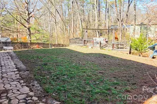 28 Sweetbriar Ct, Asheville, NC 28803 - Photo 46