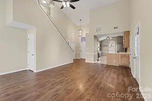 8414 Woodford Bridge Dr, Charlotte, NC 28216 - Photo 6