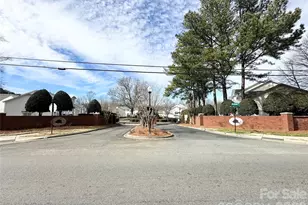 2750 Avalon Loop Rd, Charlotte, NC 28269 - Photo 20