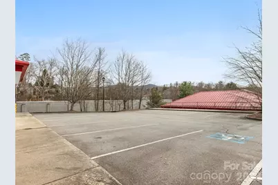 1070 Tunnel Road #4, Asheville, NC 28805 - Photo 14