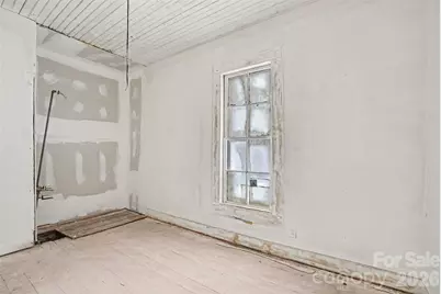 540 S Halifax Street, Mount Pleasant, NC 28124 - Photo 8