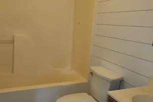 201 Eastwood Dr, Mount Holly, NC 28120 - Photo 10