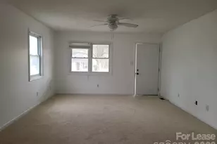 201 Eastwood Dr, Mount Holly, NC 28120 - Photo 4