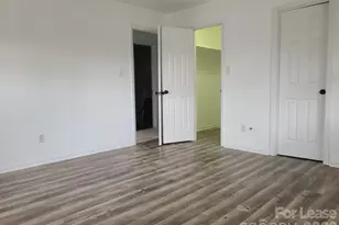 201 Eastwood Dr, Mount Holly, NC 28120 - Photo 6