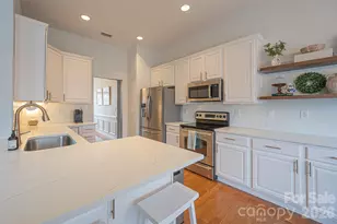 6016 KirkWynd Commons Dr, Charlotte, NC 28278 - Photo 14