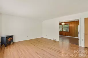 68 Imperial Ct, Asheville, NC 28803 - Photo 4