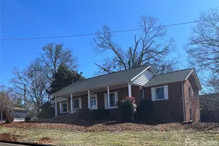 33 Lake St, Badin, NC 28009 - Photo 1