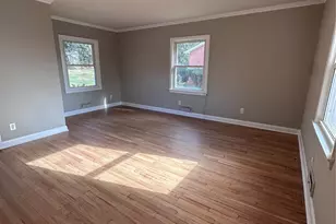 33 Lake St, Badin, NC 28009 - Photo 2