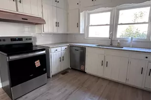 33 Lake St, Badin, NC 28009 - Photo 16