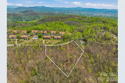 4164 Laurel Park Highway #10, Hendersonville, NC 28739 - Photo 4