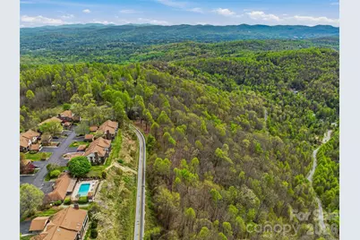 4164 Laurel Park Highway #10, Hendersonville, NC 28739 - Photo 16