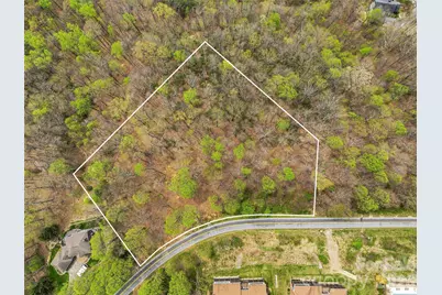 4164 Laurel Park Highway #10, Hendersonville, NC 28739 - Photo 2