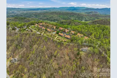 4164 Laurel Park Highway #10, Hendersonville, NC 28739 - Photo 14