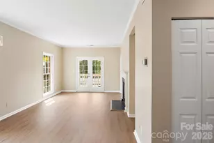 301 Queens Rd, Charlotte, NC 28204 - Photo 6