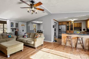 17 Bannister Dr, Asheville, NC 28804 - Photo 14