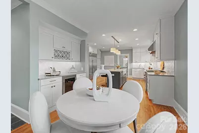 215 Circle Avenue, Charlotte, NC 28207 - Photo 18