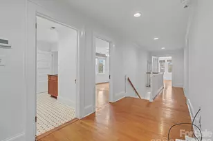 215 Circle Ave, Charlotte, NC 28207 - Photo 30