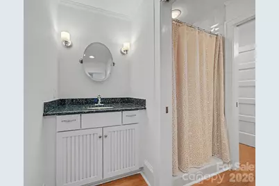 215 Circle Avenue, Charlotte, NC 28207 - Photo 34