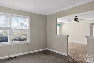 704 W 26th St, Lumberton, NC 28358 - Photo 10