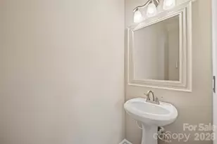 1001 Central Park Cir, Davidson, NC 28036 - Photo 12