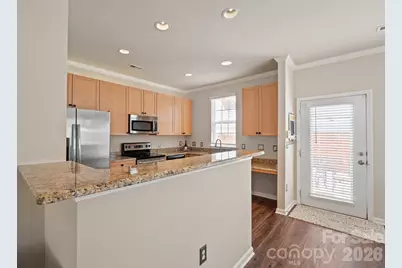 1001 Central Park Circle, Davidson, NC 28036 - Photo 4